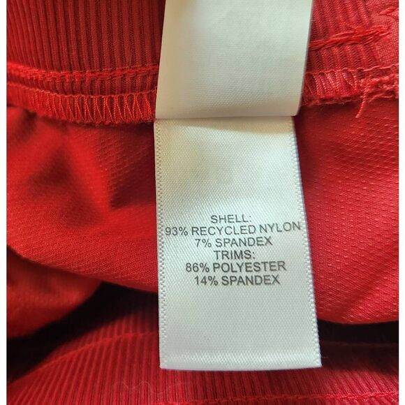 Title Nine Recycled Clamber 2.0 Hiking Capris Size 10 NWOT - Picture 6 of 6